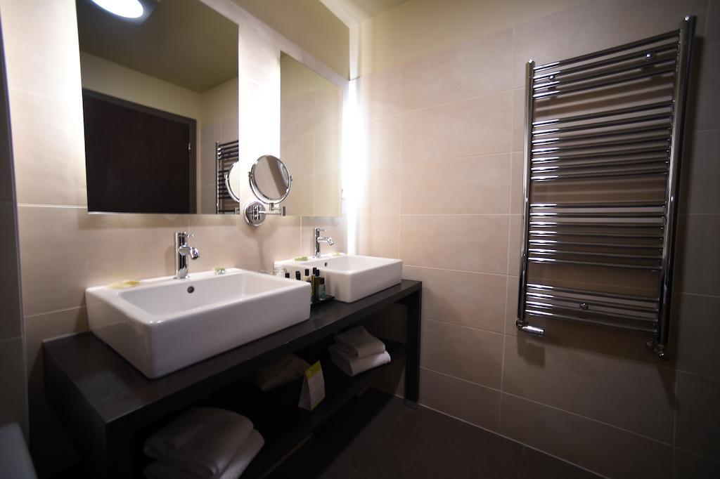 Hotel Les Rives Guebwiller Rom bilde